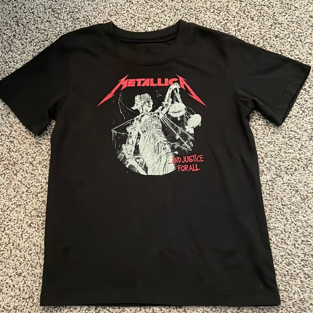 Cute graphics tee